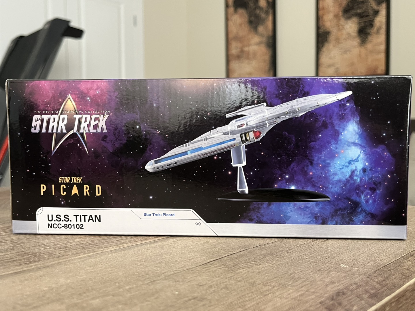 Fanhome Official Starships Collection USS Titan NCC-80102 Fanhome Official Starships Collection USS Titan NCC-80102